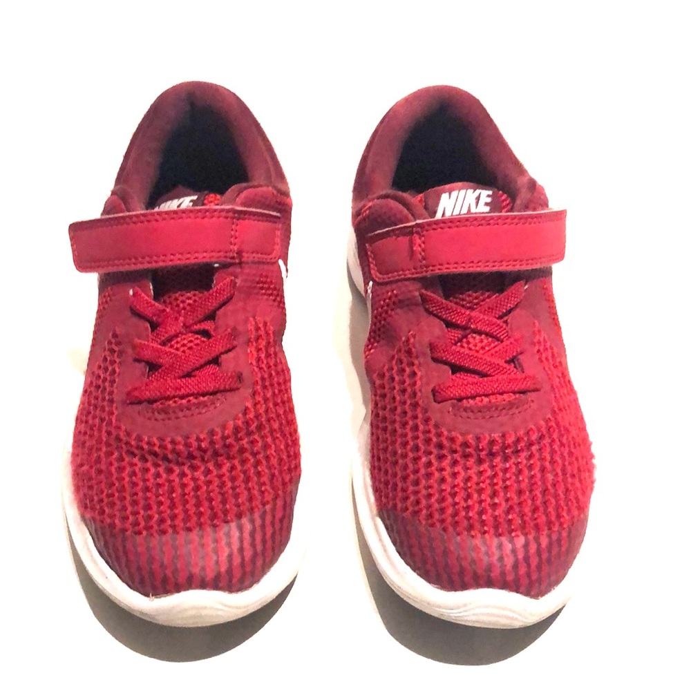 Nike boys shoes
